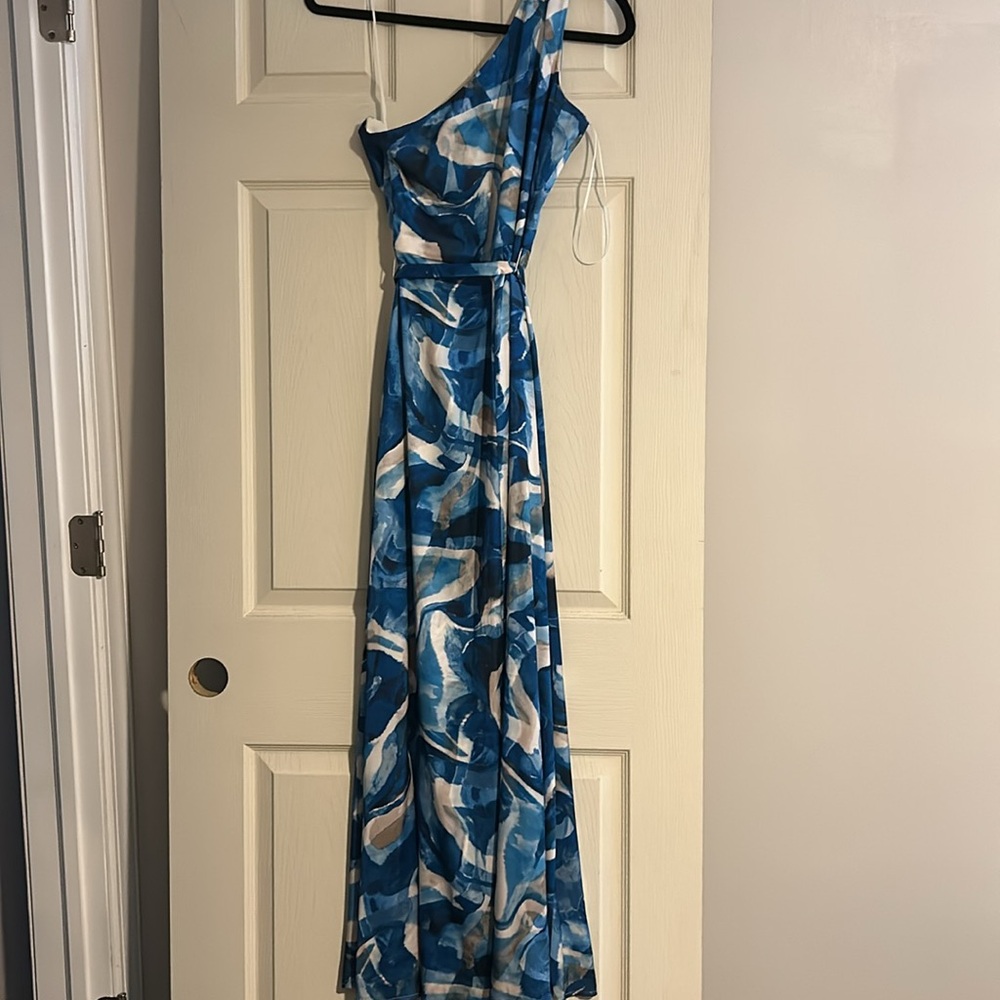Silky floor length dress - Picture 6 of 8